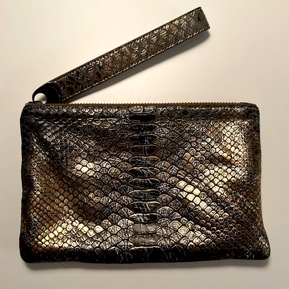 Henri Bendel bronze metallic python snakeskin zippered pouch wristlet - Picture 2 of 7